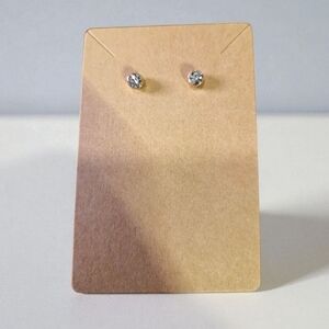 🔴5/$25🔴 Elegant Silver Stud Earrings